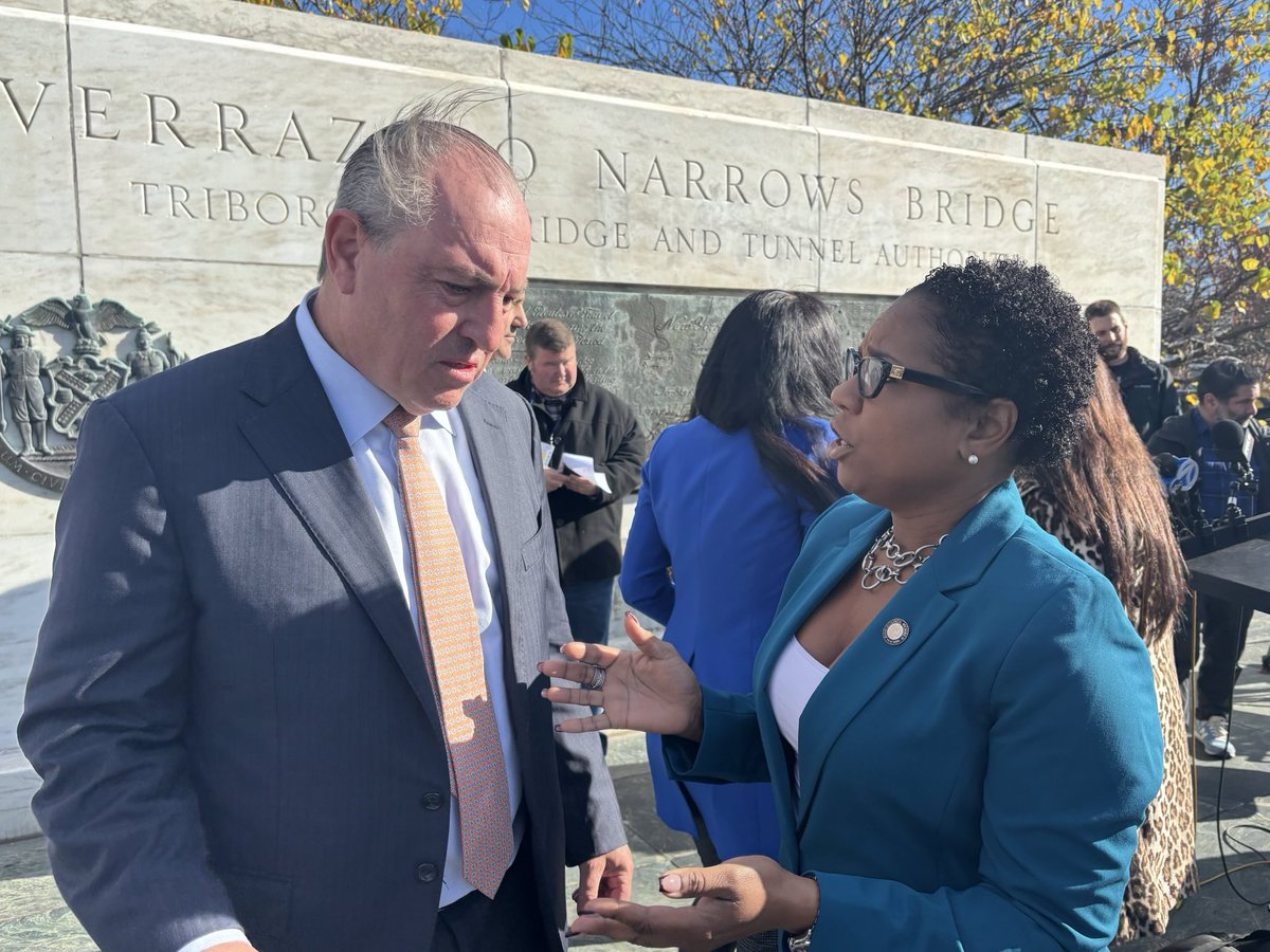 CM Kamillah Hanks tweet media