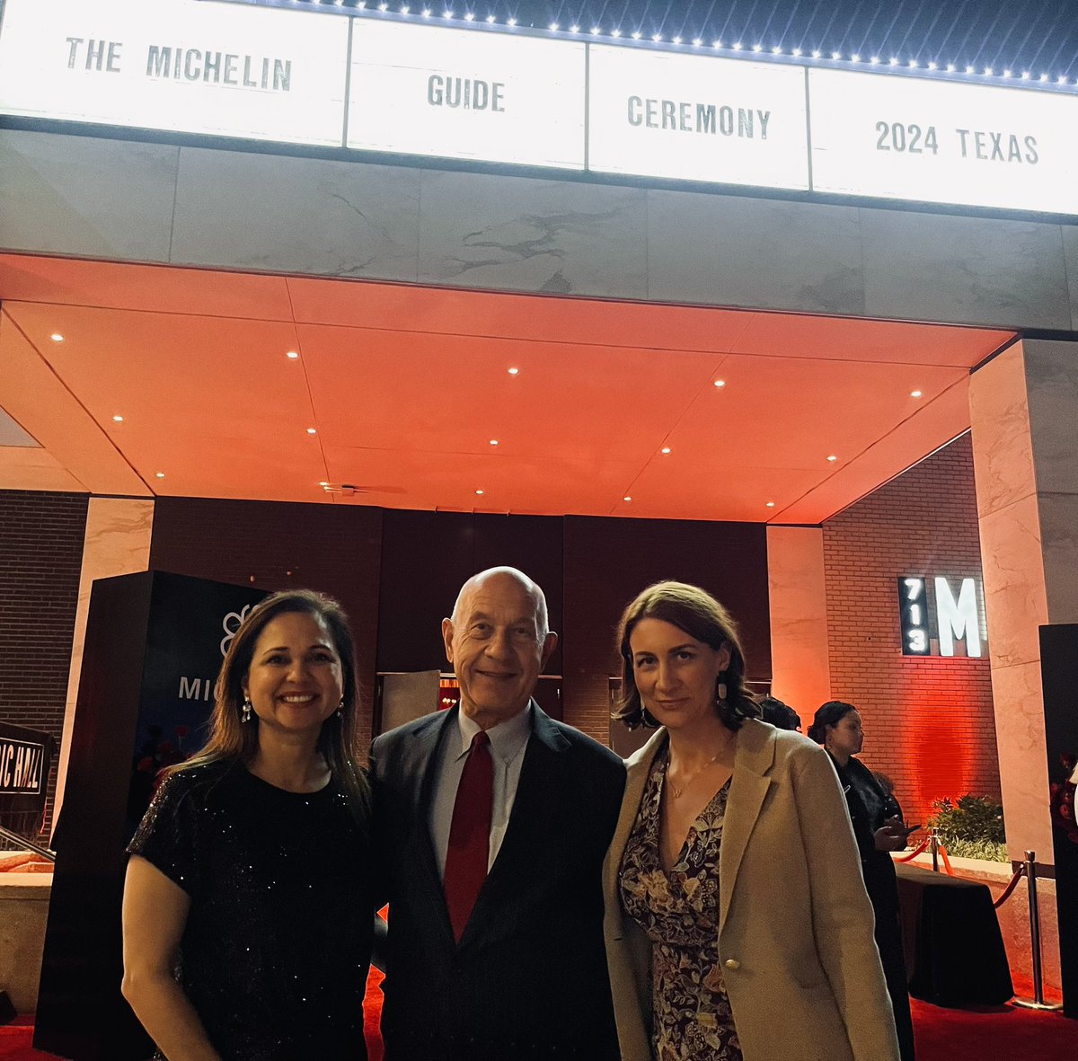 Whit0221's tweet photo. It was exciting to have @MichelinGuideNA in Houston last night- congratulations to all new ⭐️s! #MICHELINGuideTexas https://t.co/ZqUUNERu7M