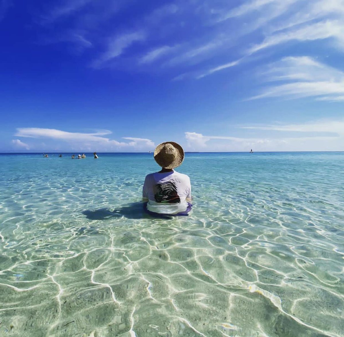 MinturCuba's tweet photo. ๐ด๐ด๐ดVaradero es conocido por ser uno de los destinos de playa mรกs impresionantes del mundo. #Cuba ๐๐๐โฑ#CubaUnica ๐ ๐ ๐https://t.co/RnPUOAdOtj https://t.co/0OsA7Rea1t https://t.co/uK2hkY0PqW https://t.co/PaJCLtr4YF https://t.co/EkTZq1wfSS