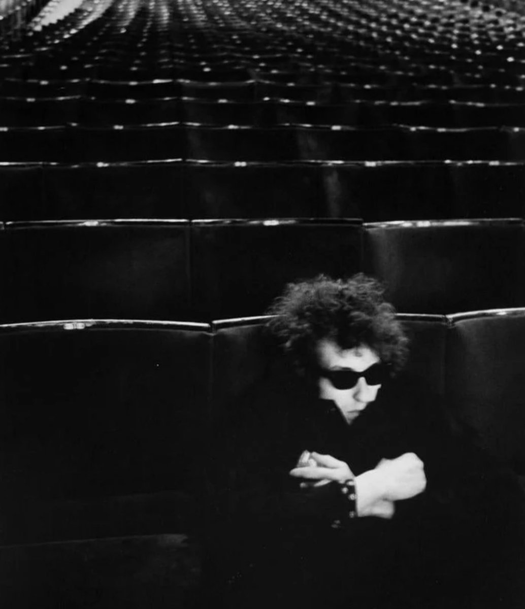 Bob Dylan sits back during a sound check, Royal Albert Hall, London, England, 1966. 📸: Barry Feinstein. #BobDylan #Dylan