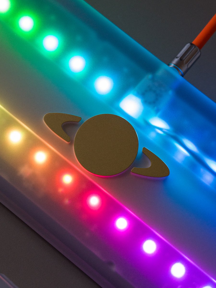 Kronos 60%

— Topped w/ GMK Boba Fett