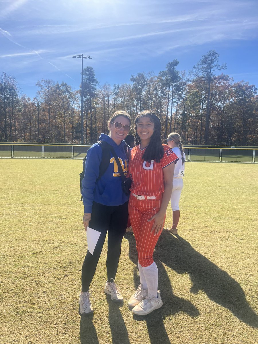 nataleighg2026's tweet photo. So blessed I had the opportunity to meet each of of these coaches at the Starz Gold ACFL Camp! I appreciate every bit of advice and information everyone provided. Hopefully all had safe travels home🥎 @VAUnitySB @jennacone @Forever_Jordann @CoachA2320 @NCATSOFTBALL @lynchburg_sb https://t.co/DUWpGlxnEq
