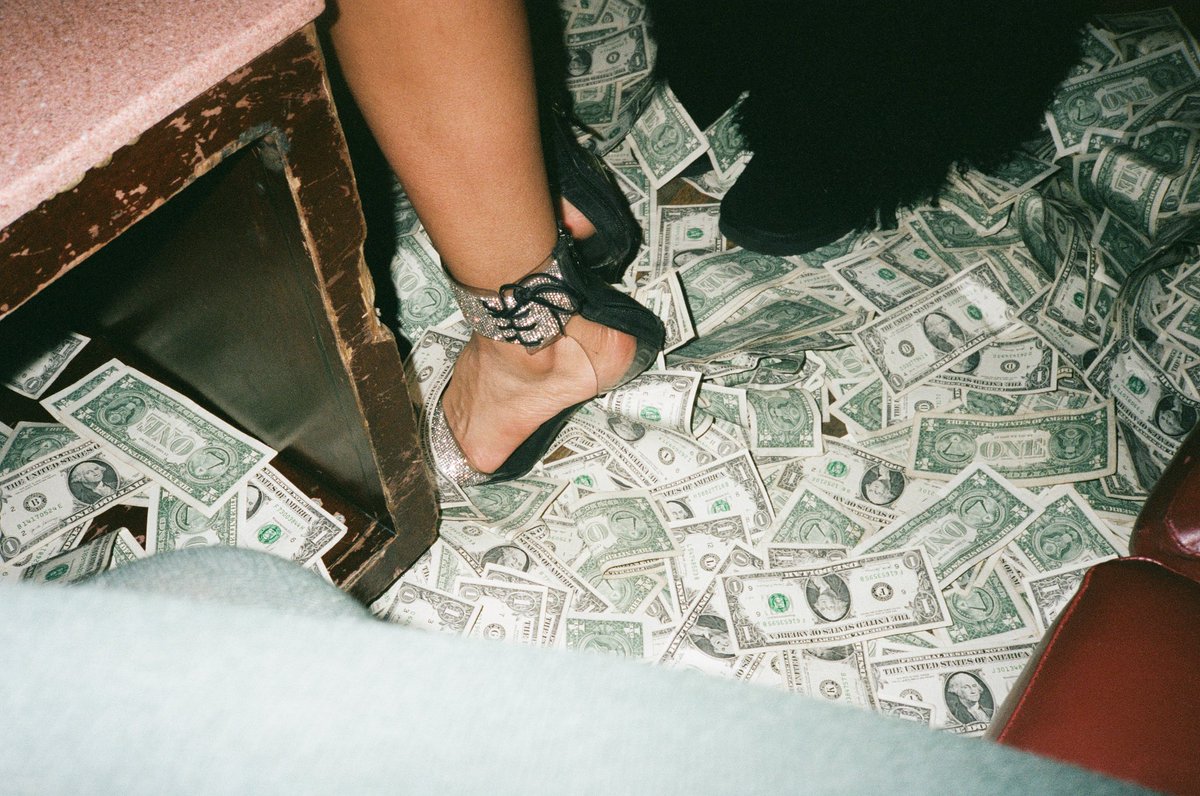 hillaryskyy's tweet image. #backoutside 🤭