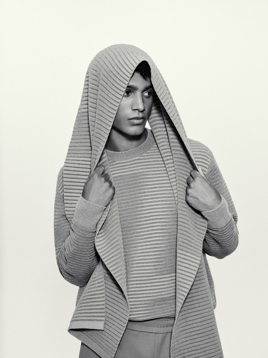 ARMANI_JAPAN's tweet photo. A LINE
24秋冬コレクション -- モノクロームのムードが、今、目を覚まします #ArmaniExchange #AXfw24
Photo @marc_hibbert
https://t.co/4n3k2HV3wc https://t.co/aHs08wd1fj