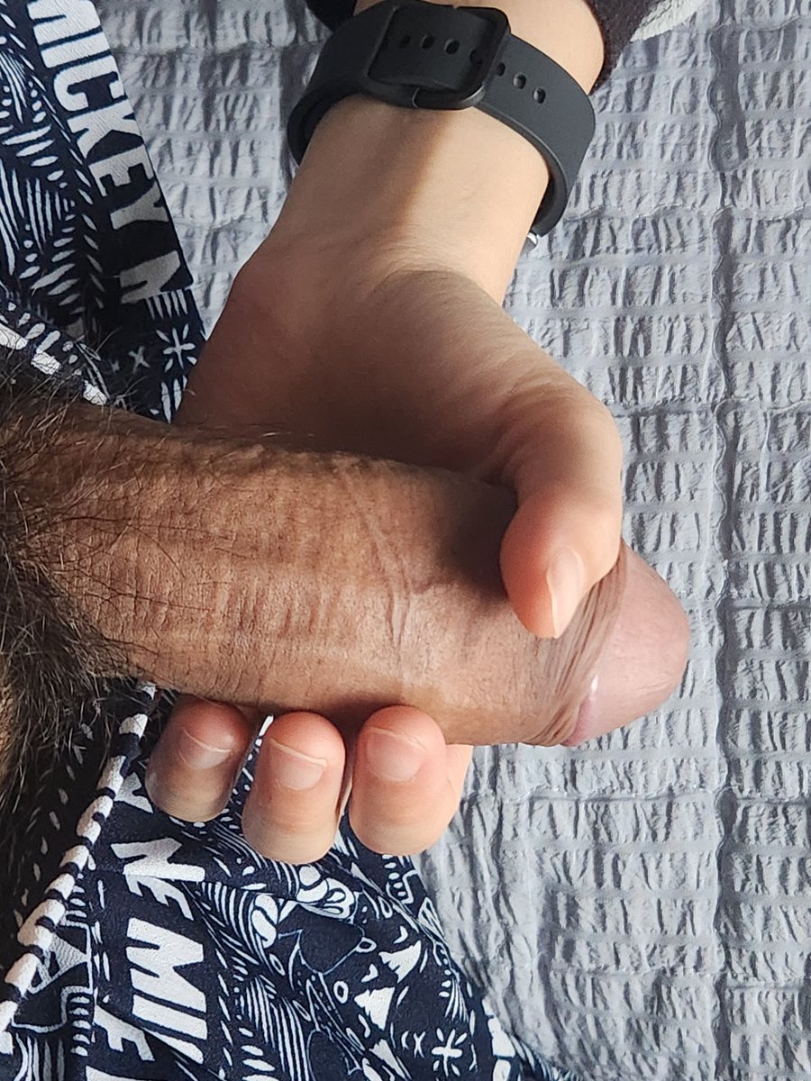 잦이가 큰 걸까
여신님 손이 작은걸까..?