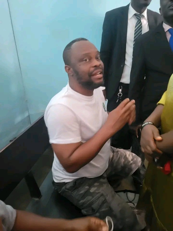 Breaking!

Chinonso Uba "NonsoNkwa" cries for Justice

 His case came up at Magistrate Court 1 Owerri, Imo State today but the court did not sit. The Chief clerk of the court, Mr Lucky told the lawyers that the magistrate went for a seminar in Abuja, hence the unavoidable absence