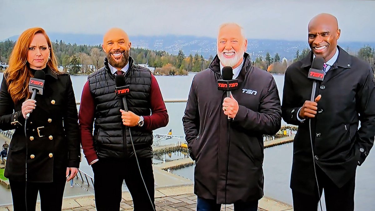 Double Blue Seoul (@seoulman773) on Twitter photo I love <a href="/MiltStegallTSN/">Milt Stegall</a> but maaaan... you did <a href="/KateBeirness/">Kate Beirness</a> dirty! I'm afraid of heights and would've considered some therapeutic help when I did the zip line through Nathan Phillips Square in 2012! @MattDuniganTSN <a href="/DavisSanchez/">Davis Sanchez</a> y'all laughing at Kate not with Kate LOL! π€£ I love <a href="/MiltStegallTSN/">Milt Stegall</a> but maaaan... you did <a href="/KateBeirness/">Kate Beirness</a> dirty! I'm afraid of heights and would've considered some therapeutic help when I did the zip line through Nathan Phillips Square in 2012! @MattDuniganTSN <a href="/DavisSanchez/">Davis Sanchez</a> y'all laughing at Kate not with Kate LOL! π€£