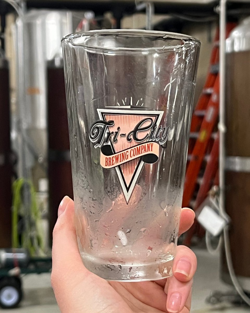 TriCityBrewing's tweet image. Trying to hang onto warmer days? 🌞🍺 Savor the last sips of summer with our seasonal bottle blowout! 

Hurry, stock up before they vanish! Once they're gone, they're really gone! 

#summersips #bottleblowout #tricitybrewing