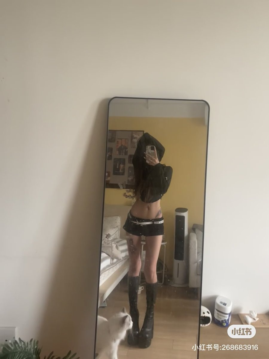 thinspoflix tweet media