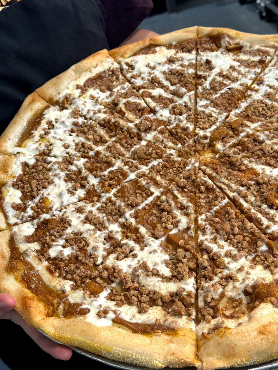 Ian's Pizza Madison tweet media