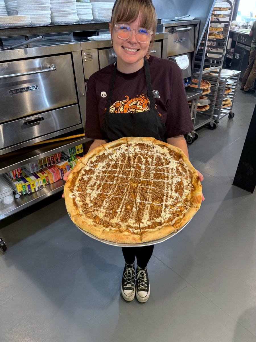 Ian's Pizza Madison tweet media