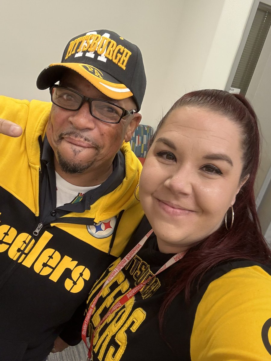 Mrs. Peavy tweet media