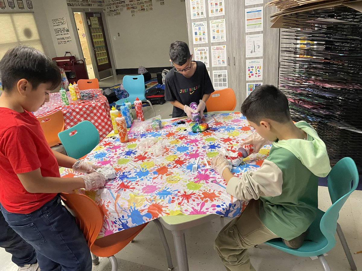 5th grade Art Club really enjoyed creating their tie dye shirts.  #stony126 #weare126