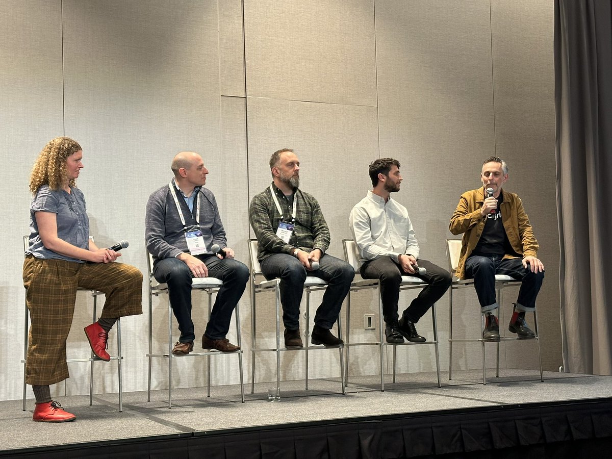 Omri Gazitt (@omrig) on Twitter photo Enjoying <a href="/mfussell/">Mark Fussell</a> and <a href="/EmilyOmier/">Emily Omier</a> ās panel on OSS startups and the pros/cons of donating projects to the <a href="/CloudNativeFdn/">CNCF</a> Enjoying <a href="/mfussell/">Mark Fussell</a> and <a href="/EmilyOmier/">Emily Omier</a> ās panel on OSS startups and the pros/cons of donating projects to the <a href="/CloudNativeFdn/">CNCF</a>