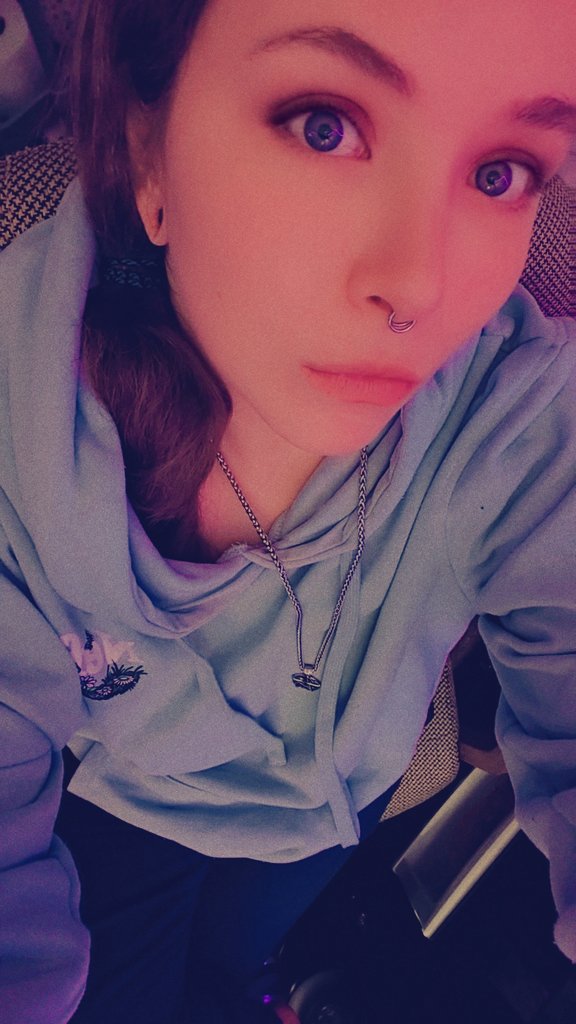 Miss_Calypso22's tweet photo. #selfies #gamergirl #contentcreators #fyp #GamingVibes #naturallypretty #TikToker
I may or may not stream tonight @ 5:45 PST! If not tonight , for sure tomorrow! Plus I get my glasses tomorrow ๐๐ค #twitch #UPDATE https://t.co/8kbAEq218h