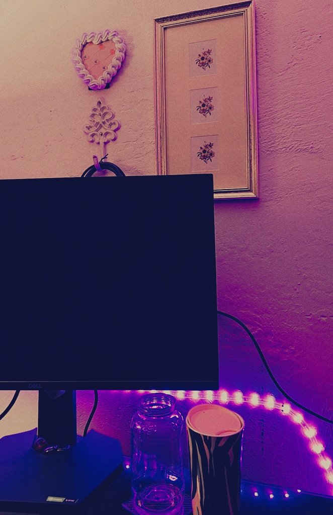 Miss_Calypso22's tweet photo. #selfies #gamergirl #contentcreators #fyp #GamingVibes #naturallypretty #TikToker
I may or may not stream tonight @ 5:45 PST! If not tonight , for sure tomorrow! Plus I get my glasses tomorrow ๐๐ค #twitch #UPDATE https://t.co/8kbAEq218h