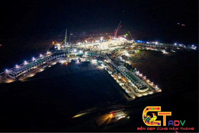 VietNamQH's tweet photo. HÌNH ẢNH THI CÔNG XUYÊN MÀN ĐÊM TRÊN ĐẠI CÔNG TRƯỜNG SIÊU SÂN BAY LONG THÀNH
PICTURES OF CONSTRUCTION THROUGH THE DARK AT LONG THANH SUPER AIRPORT CONSTRUCTION SITE
#AdventureAwaits #cuongthinh #adp2024 #adv #vietnamese https://t.co/W8XbgHlf4D