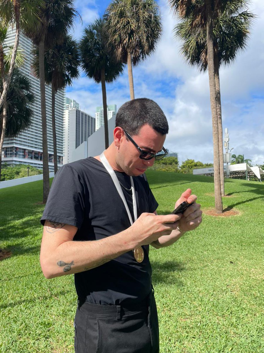 conociendorusia's tweet photo. Conociendo Miami🏅🇺🇸🦎
@LatinGRAMMYs https://t.co/JN7LikaqeG