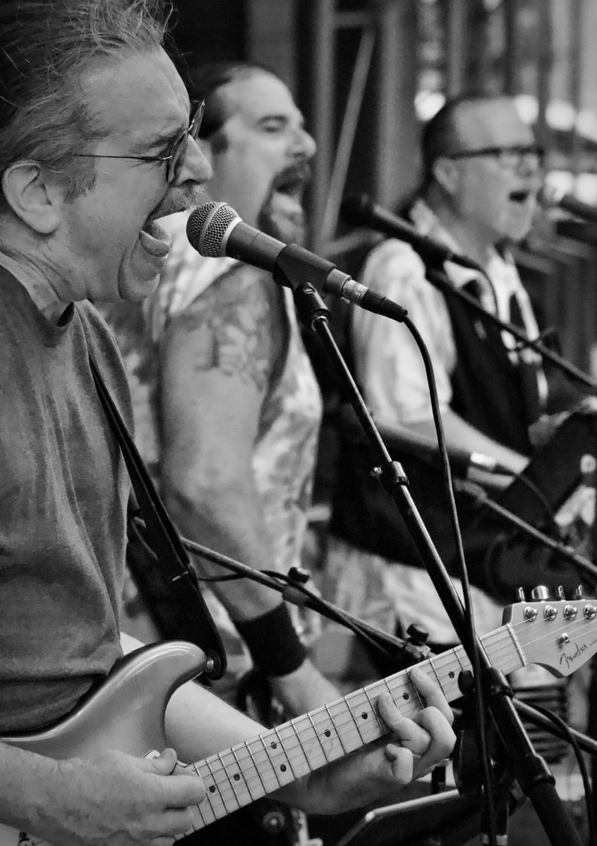 Two things:  <a href="/TheTruantsNYC/"><a href="/thetruants/">Truants</a>.bsky.social</a> will be back at The Turning Point in Piermont, NY Friday, January 17.
And going forward, come follow us at 
@thetruants.bsky.social