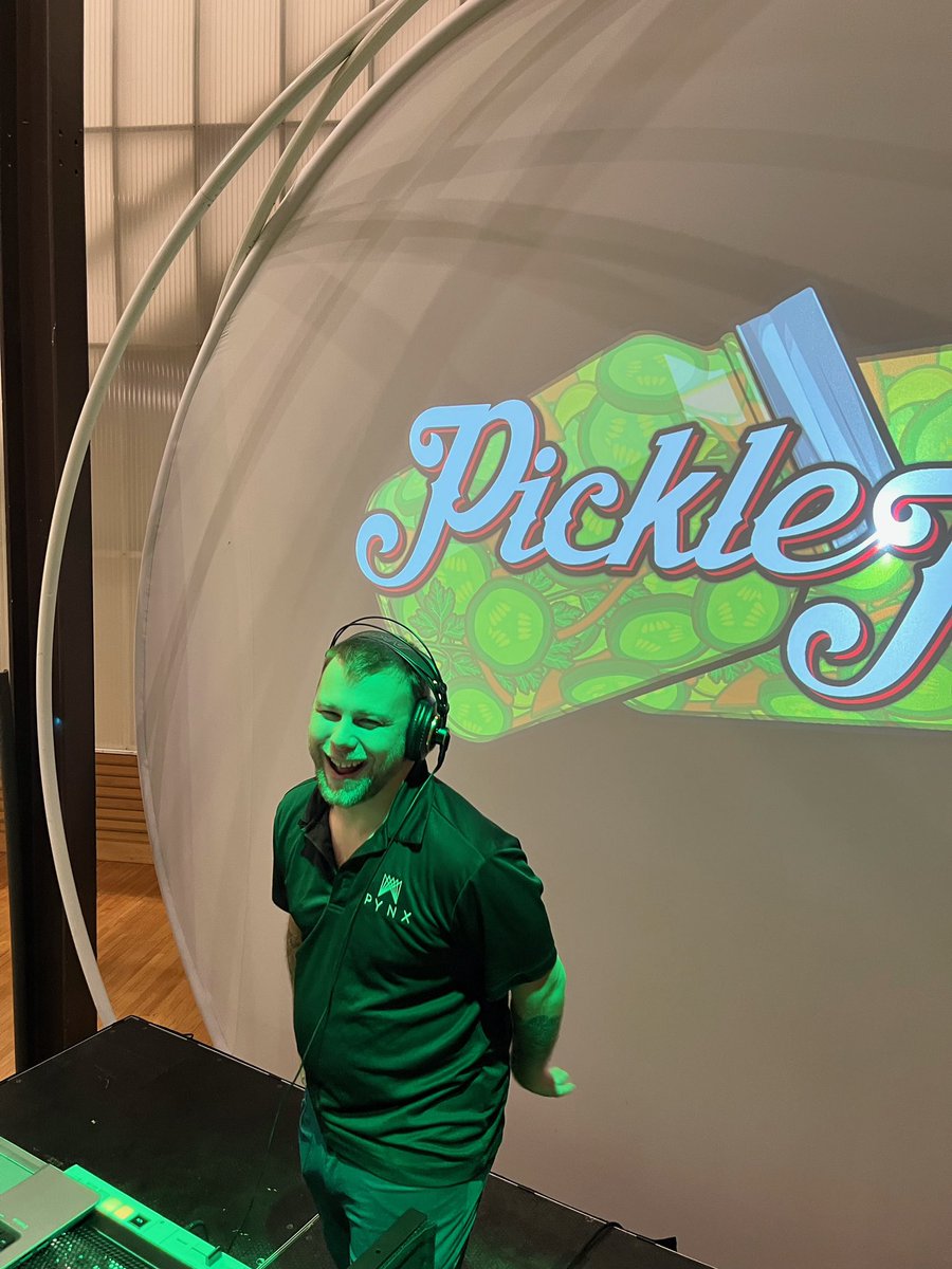 Pynx DJ <a href="/MartinPiper_/">Martin Piper🇨🇦</a> ⭐️ was spinning sweet, tangy, salty, and hot music for #Picklefest 🥒 in #Kitchener <a href="/THEMUSEUM/">THEMUSEUM</a>  
 
Great event!!