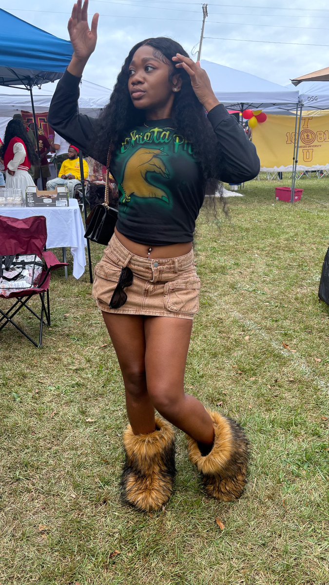 danggdeanna's tweet photo. skegee hoco w/ my chi sisters🐢 #fiihc #skegeealum https://t.co/lvSC7gQVaC