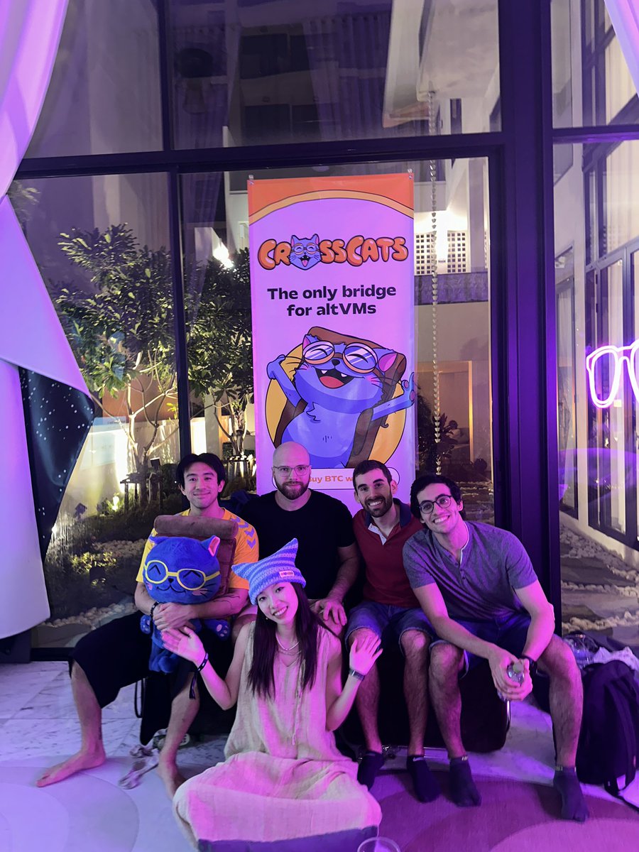 jimchang's tweet photo. look at my team dawg 🥹 https://t.co/kfT3ekQfGz