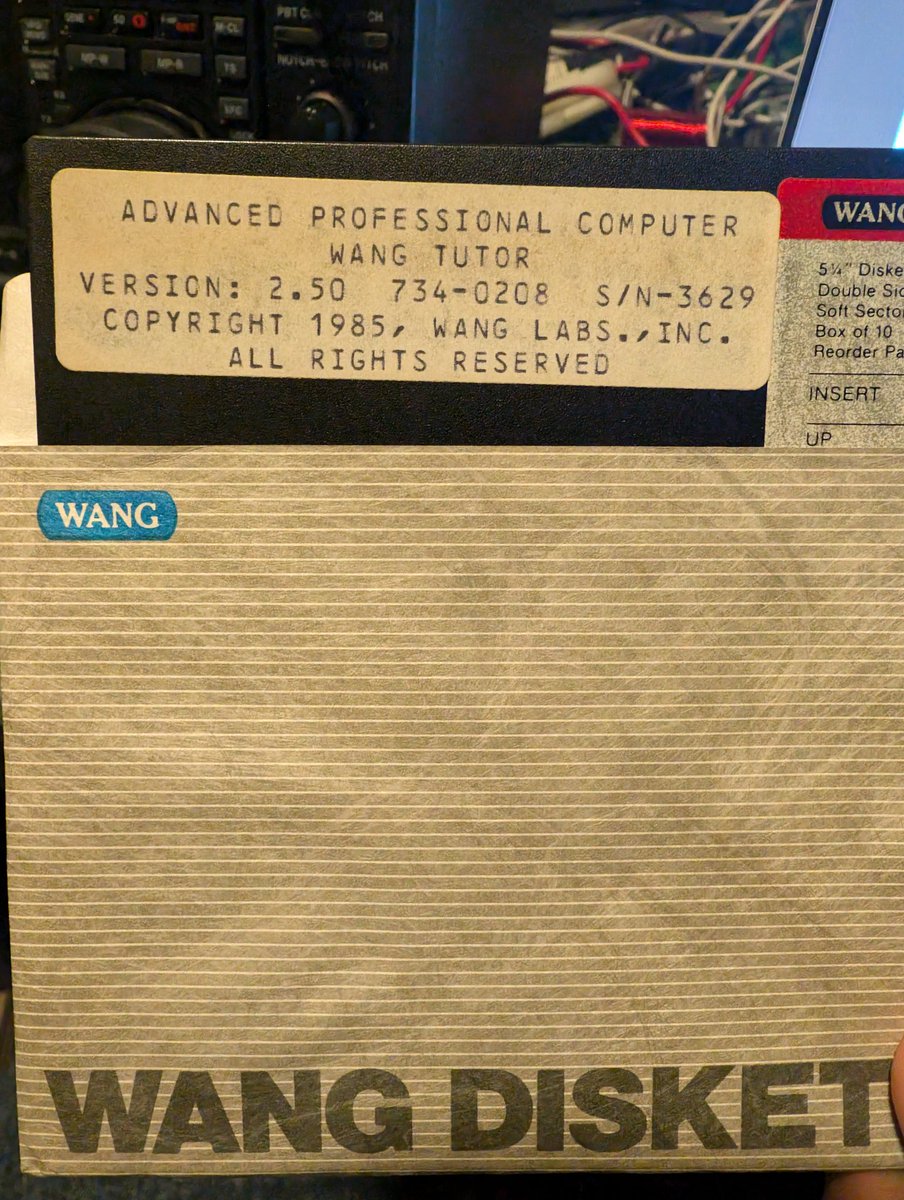 tylerhuntjones's tweet photo. My Wang tutorial floppy came today! I finally get to learn how to use my Wang! https://t.co/jLlWthSWYf