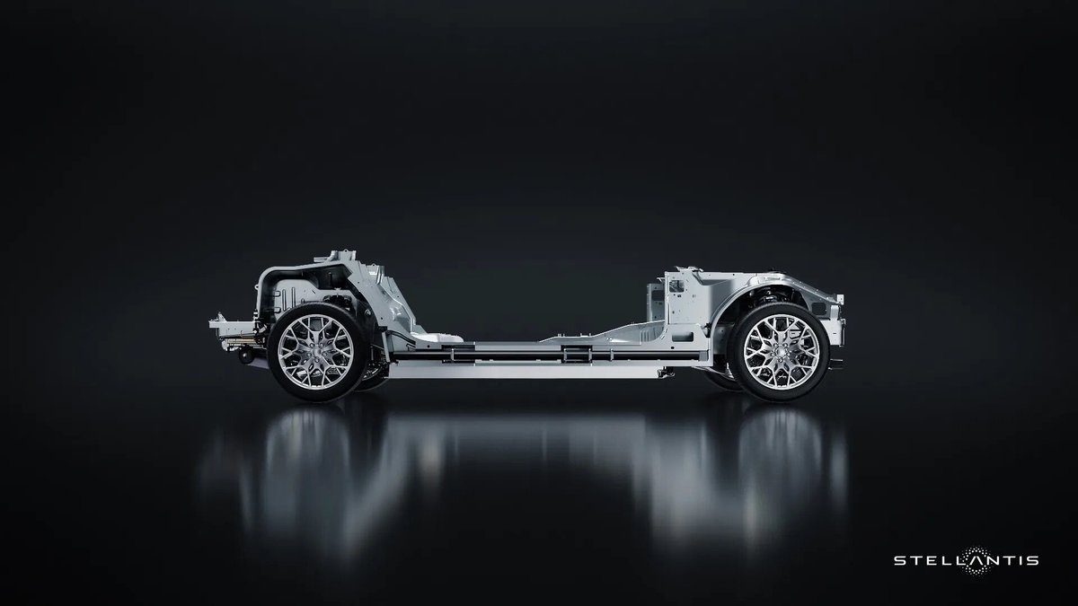 ev2car's tweet photo. Stellantis has reaffirmed a claim of 500 miles of range for its STLA dedicated EV platform, set to underpin several future cars, crossovers, and SUVs from the automaker. STLA Large is one of four dedicated EV platforms announced by Stellantis in 2021, along with STLA Small, Mediu https://t.co/wd6lk7VLdD