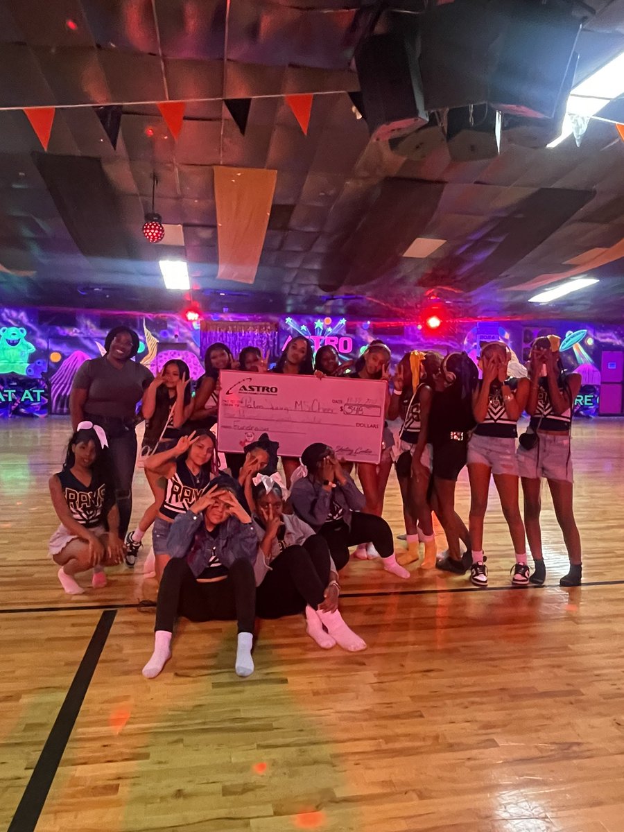 Cassandra Wisdom 💟 tweet media