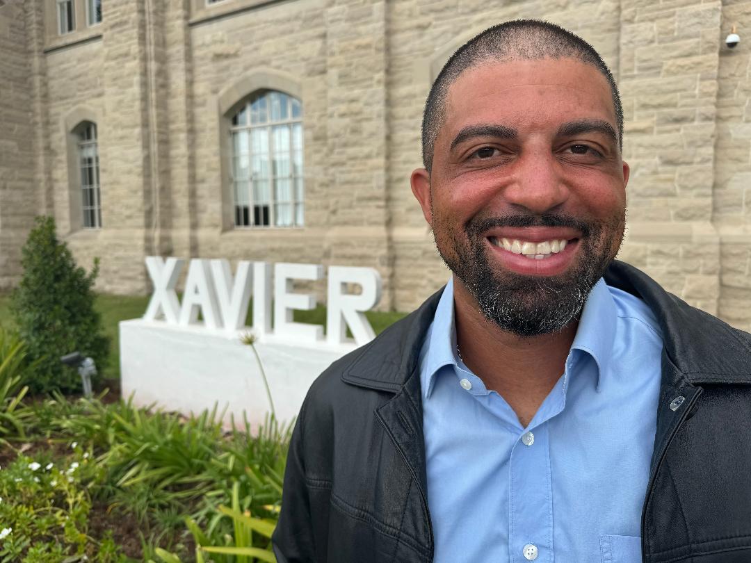 xulagold's tweet photo. Former major-leaguer Xavier Paul hired as head coach of #XULA baseball
story: https://t.co/aU9VddU8Y4
#TeamGold #HailAllHailXU #NAIABaseball #HBCU #XULACentennial
@naiaball https://t.co/vEAYYVwm0v