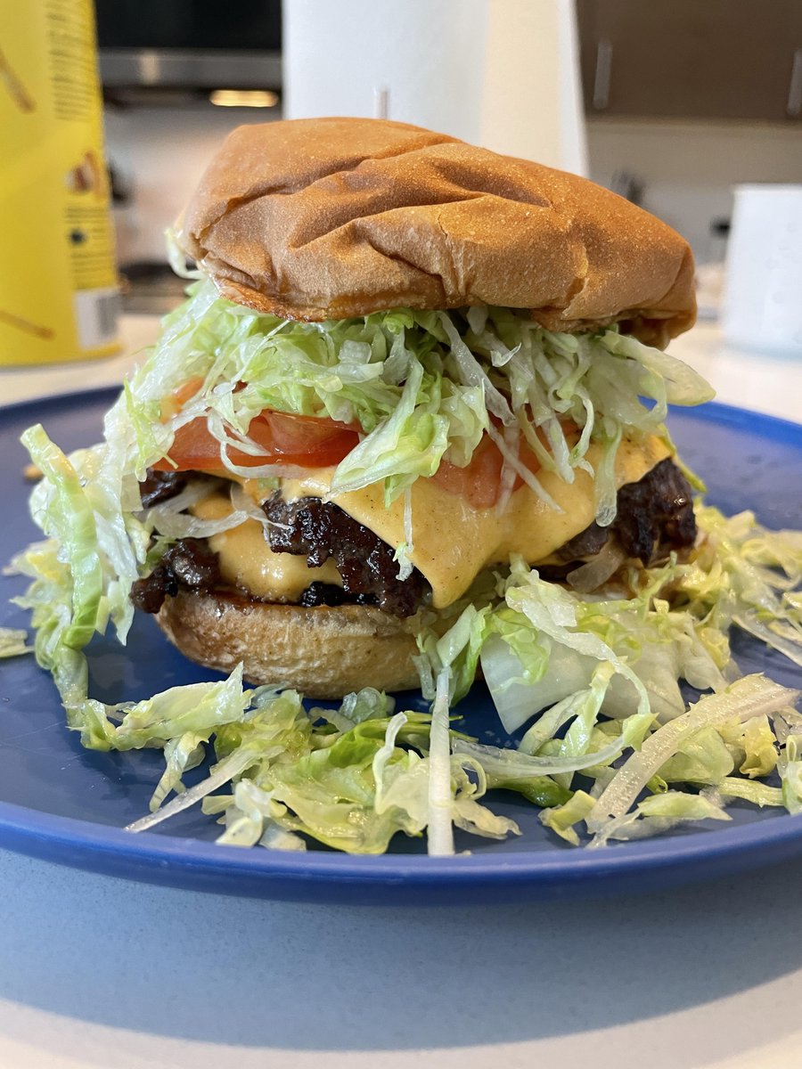 Does Shredded Lettuce belong on a Burger?