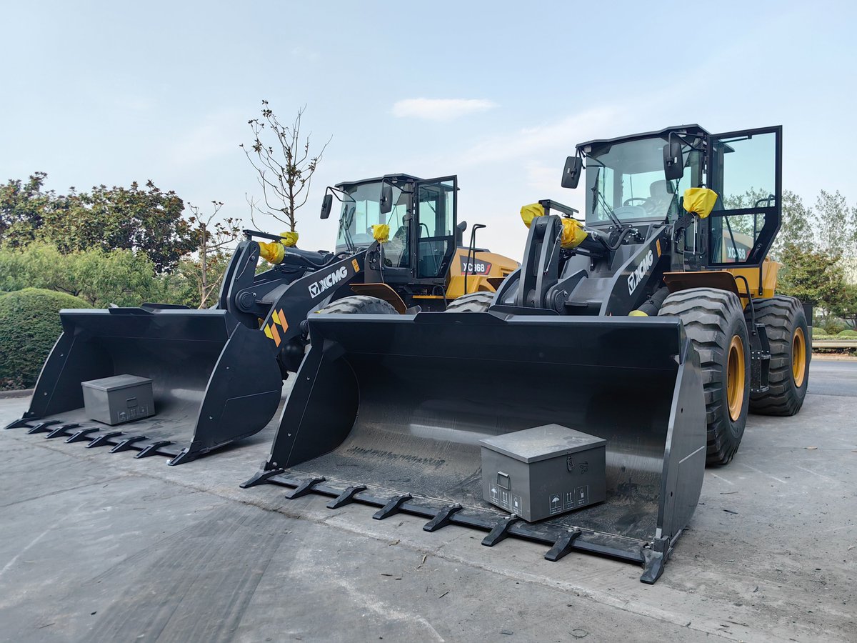 HuFreda's tweet image. #XCMG XC968 Wheel Loader😍