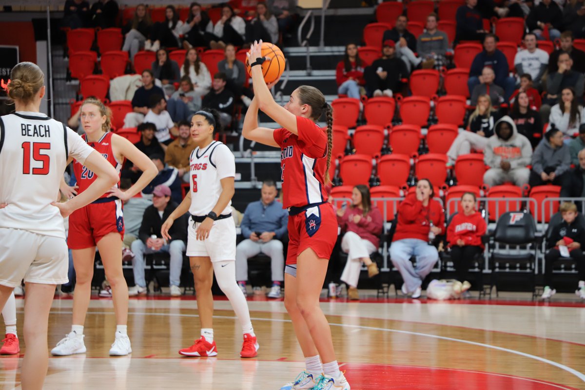 SpiderWBBall's tweet photo. Final 10. 𝐋𝐄𝐓'𝐒 𝐆𝐄𝐓 𝐈𝐓!!🏀🕷️

@SpiderAthletics // #OneRichmond
UR 47, FAIR 25 | END 3Q https://t.co/KdP1F2KF1x
