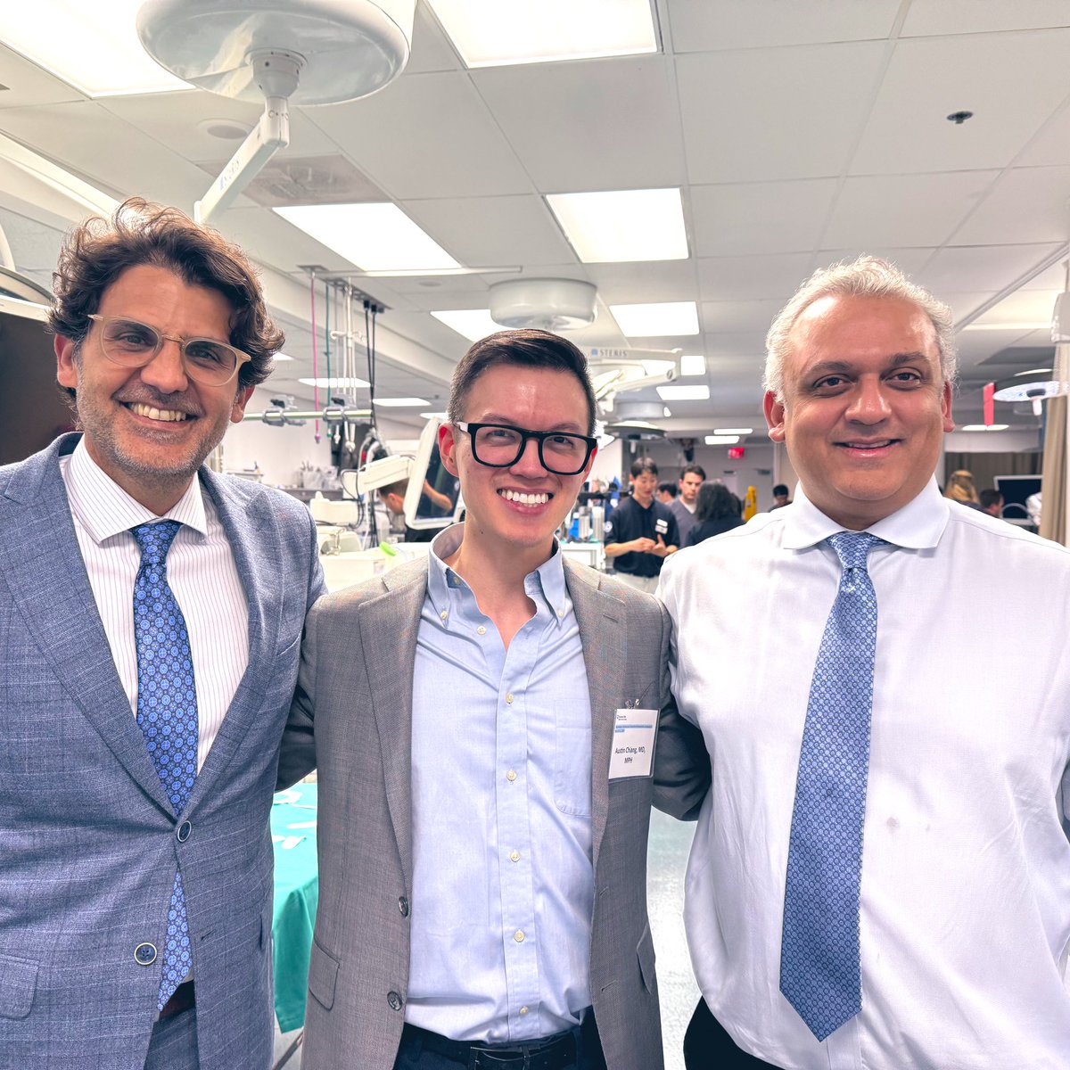 Austin Chiang, MD MPH FASGE FACG (@austinchiangmd) on Twitter photo Congrats again to <a href="/amitbhattMD/">Amit Bhatt MD</a> <a href="/EmreGorgunMD/">Emre Gorgun</a> for a successful 1st ESD/Endorobotics Symposium at <a href="/ClevelandClinic/">Cleveland Clinic</a> !!! 🥳
Thanks again for the invite 💙💚 Congrats again to <a href="/amitbhattMD/">Amit Bhatt MD</a> <a href="/EmreGorgunMD/">Emre Gorgun</a> for a successful 1st ESD/Endorobotics Symposium at <a href="/ClevelandClinic/">Cleveland Clinic</a> !!! 🥳
Thanks again for the invite 💙💚
