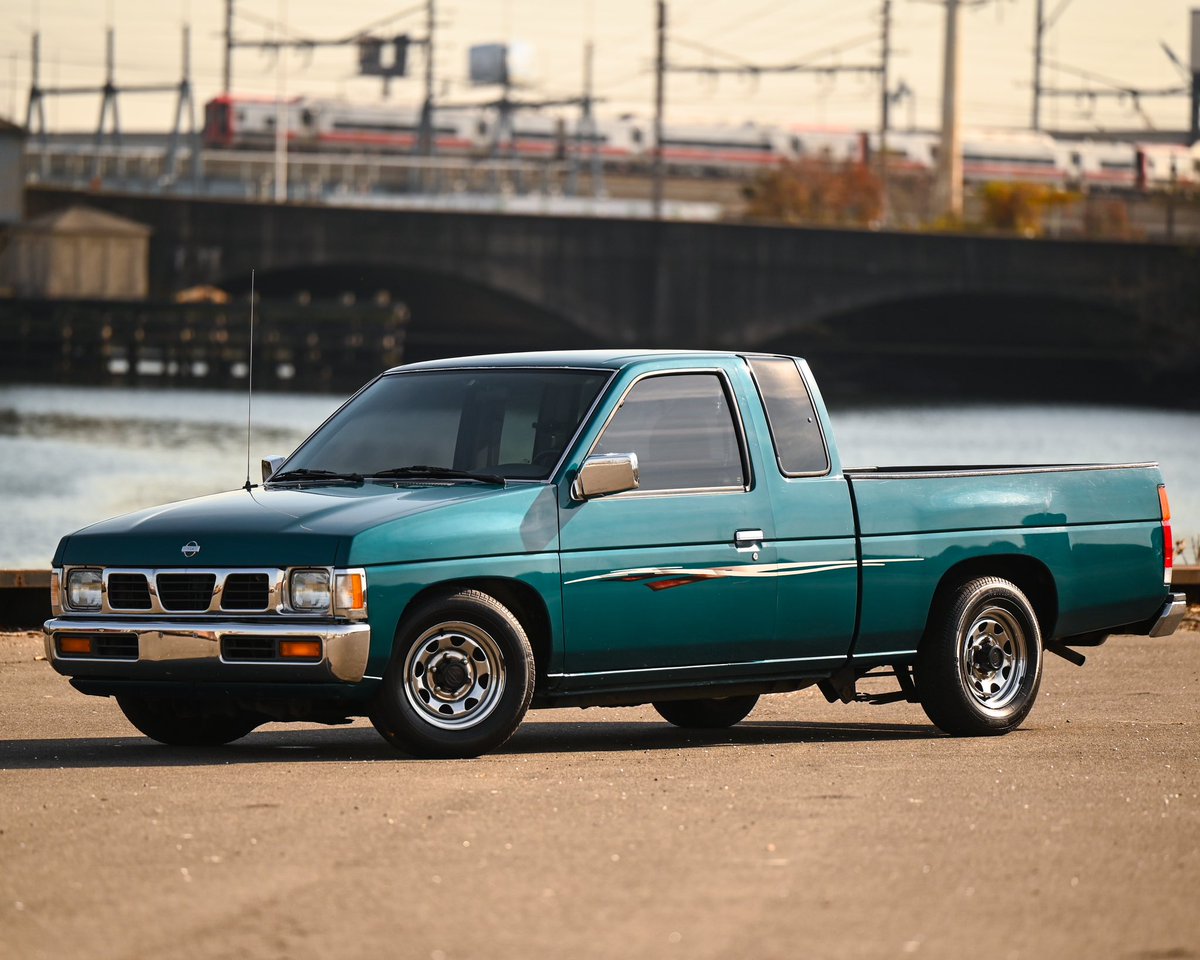 CLASSIC 1995.

#NissanHARDBODY #D21 #MiniTruck #ExplorePage #Photography #Bridgeport #FYP