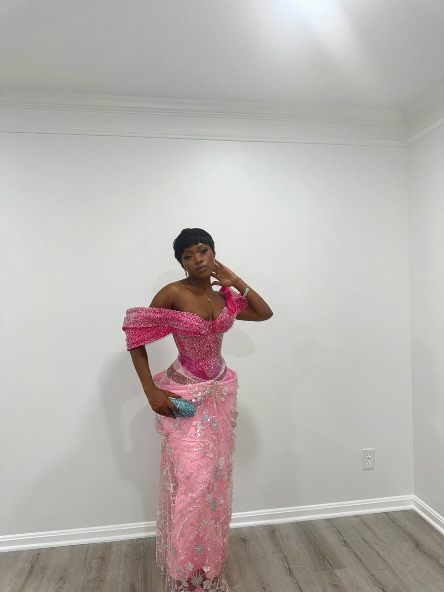 Peaches tweet media