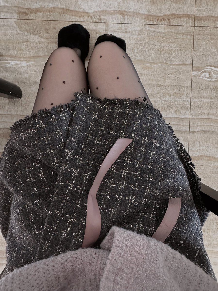终于能塞下孕前的衣服了！
