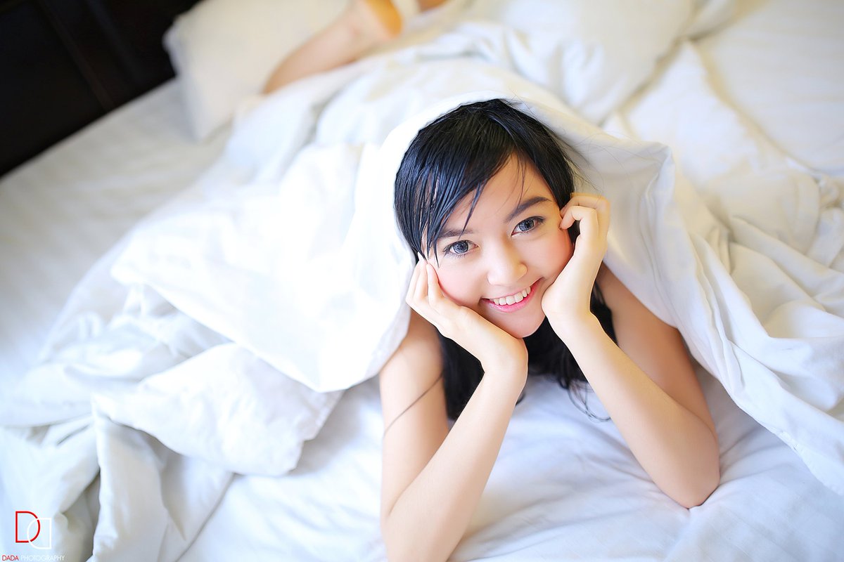 Difficult roads often lead to beautiful destinations.

#girl