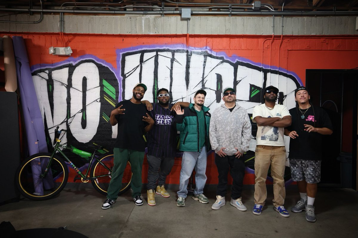 FrakThePerson's tweet photo. Frisco➡️No Jumper

Shouts @LushOne for letting me bring
FNG through on my interview https://t.co/Ylp7oq3qC1