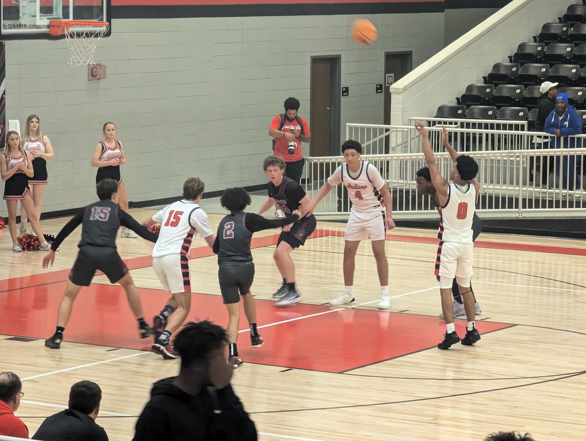 Chattooga Boys and Girls Basketball sweep Woodland.
Indians led in scoring by #0 Dan Meyer with 40 Points.
Lady Indians 74-16