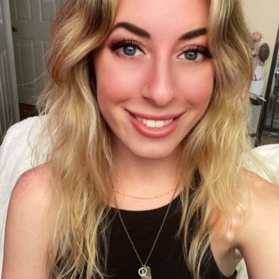 bratknee1's tweet photo. #NewProfilePic https://t.co/qJKjeOR38b