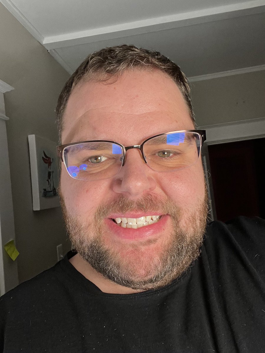 FrankaMedic's tweet image. Checking in. 

Still fat. 

Just 81 pounds less fat.

Onwards.