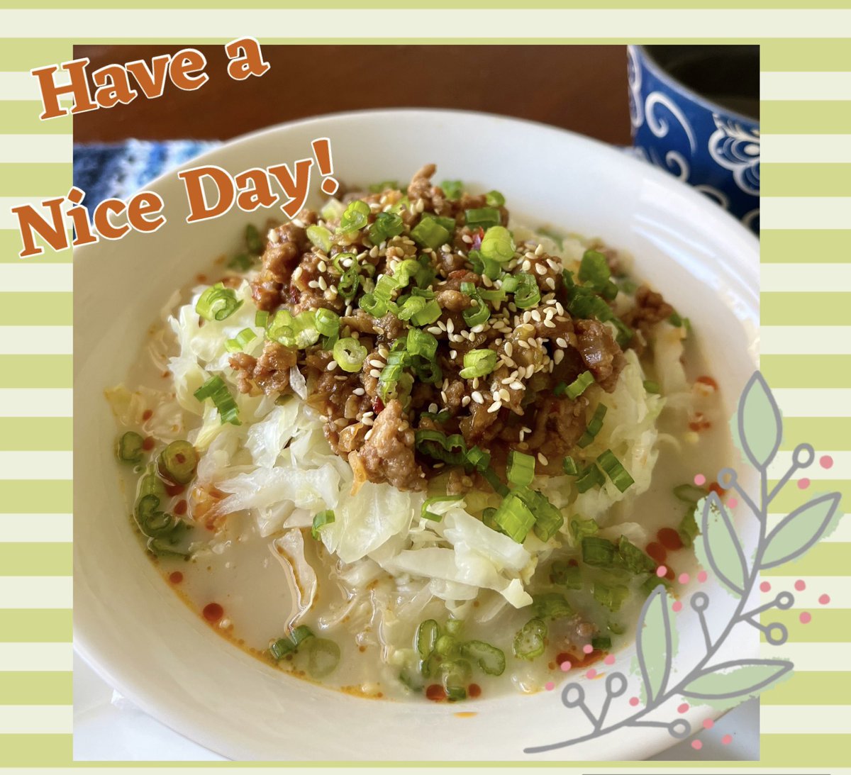 ACSbktS92124's tweet photo. 毎日じゃないけど麺類が多い今日この頃
今日も麺、担々麺🍜
肉味噌の味がちょっと濃かったので、キャベツ茹でてトッピング
スープは豆乳使ったけど、ピーナッツバター使ったけどこれはあり！👍
丁度良い感じになって美味しかった😋🥰 https://t.co/OnA5f1d6mg