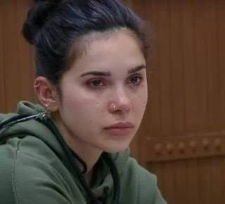 leanndroazevedo's tweet photo. Desde de já sou fora gizelly , quem mais fav aqui #RoçaAFazenda  #AFazenda https://t.co/y7rOQA1btu