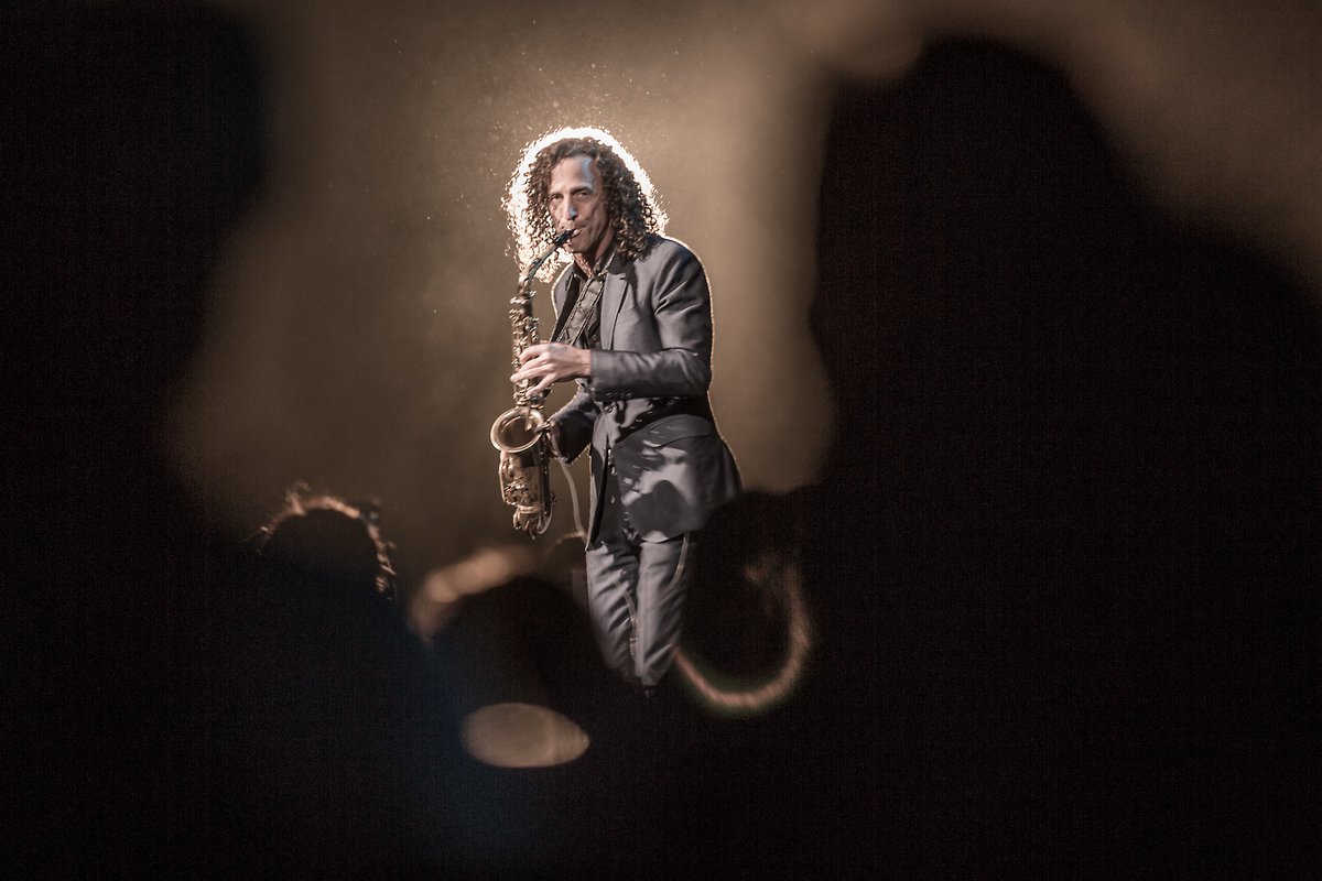 I can’t wait to spread some Holiday cheer this year. The Miracles Holiday &amp; Hits Tour is ONE DAY away. Check out the link to see if I am coming to a city near you kennyg.com/events.