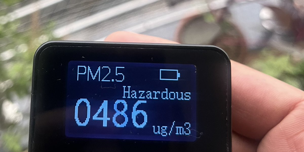 We are going from bad to worse. This is Noida #PM25 right now. Every single authority and administrator has failed the people of #DelhiNCR on the right to #cleanair front. 

If the fact that 13% families of the city have bought a nebuliser and an inhaler just in the last 3 weeks