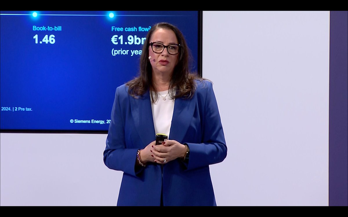 ✨#GOMEXNewsroom Alert🚨
Maria Ferraro, CFO of Siemens Energy, presented the results of fiscal year 2024. Her speech at the Annual Press Conference 2024 is now available.
 ➡ shorturl.at/0UsiY
#Siemens #Energy