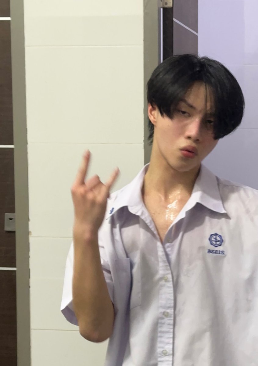 jujujustu's tweet photo. วันนั้นตาไม่ถึง                         วันนี้จะมาหึงไม่ได้นะครับ https://t.co/7Em4fRUsd2