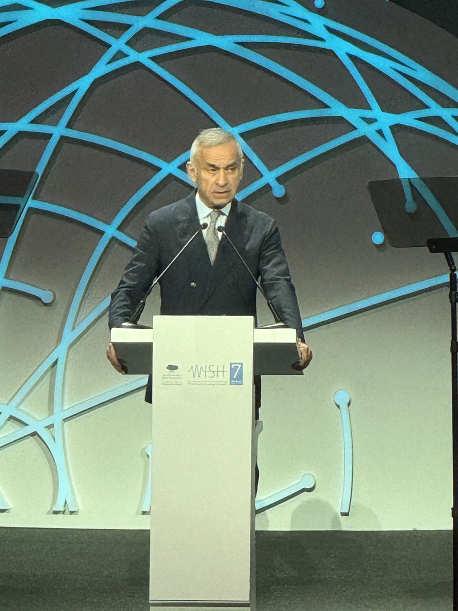 shrasheed's tweet photo. Inspiring to hear Professor The Lord Ara Darzi addressing ⁦@WISHQatar⁩ in Doha will a call to improve healthcare for all globally and to urge ⁦@NHS⁩ UK to learn much-needed lessons ⁦@Imperial_IGHI⁩ ⁦@HFI1995⁩ ⁦@royalmarsdenNHS⁩ https://t.co/RYlWNmBrLq