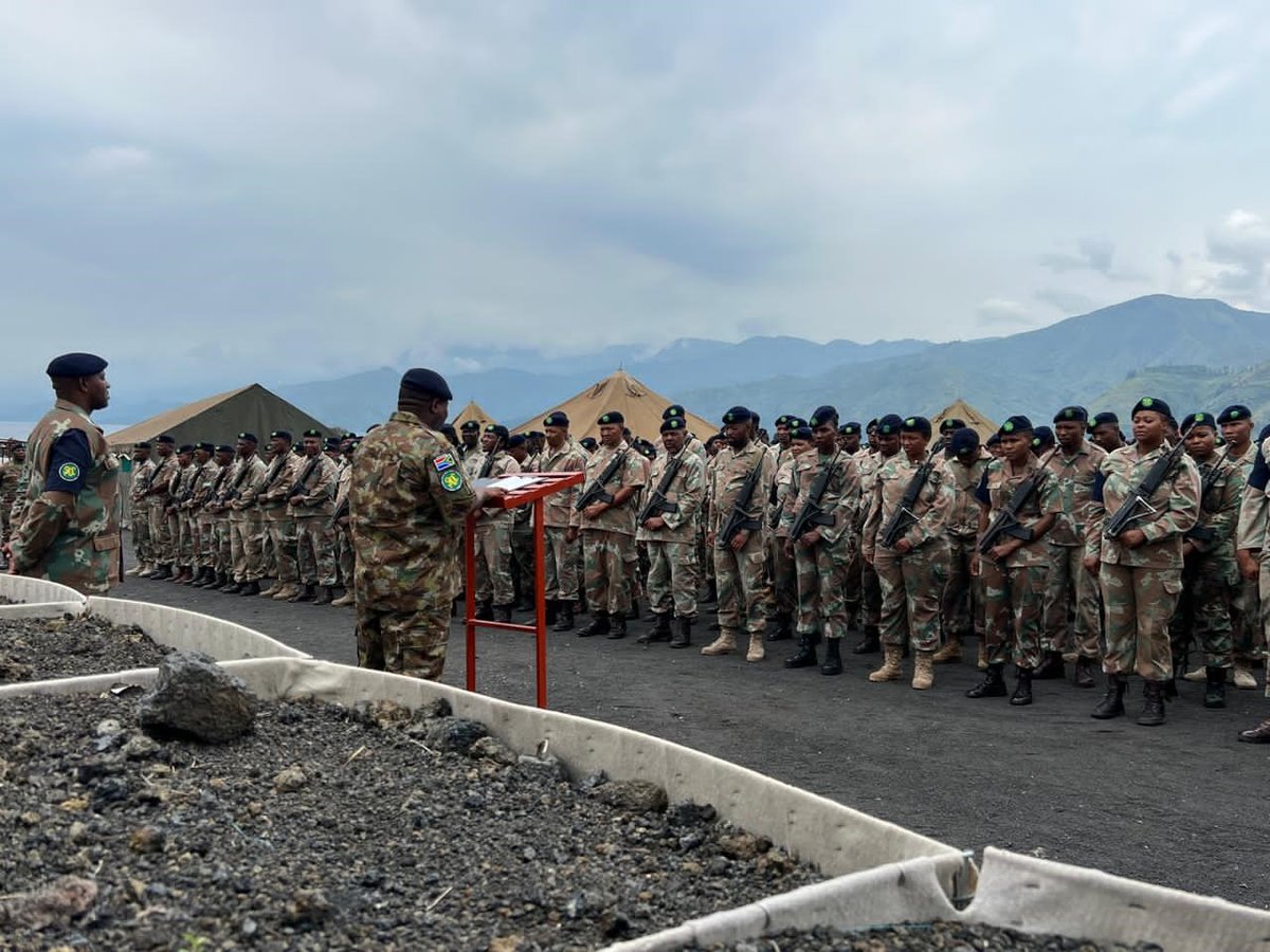 SANDF_ZA's tweet photo. #JointOperationsDivisionArticle || The #SADC Mission in the #DRC (#SAMIDRC) #RSABATT Remembrance Day (Poppy Day) || on 11 November 2024 || at Sake Base, Democratic Republic of Congo.
https://t.co/641ozlpYAY
#SANDF
#SAMIDRCPIO
#RemembranceDay2024 https://t.co/LGQ23NHUjg